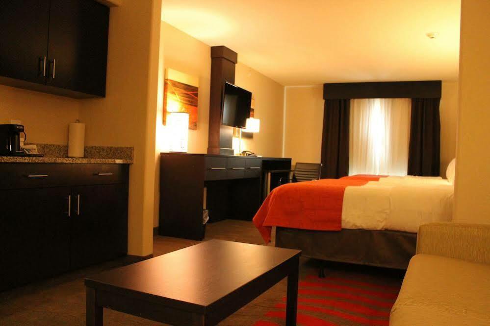 Holiday Inn Express Hotel & Suites Glasgow By Ihg Buitenkant foto