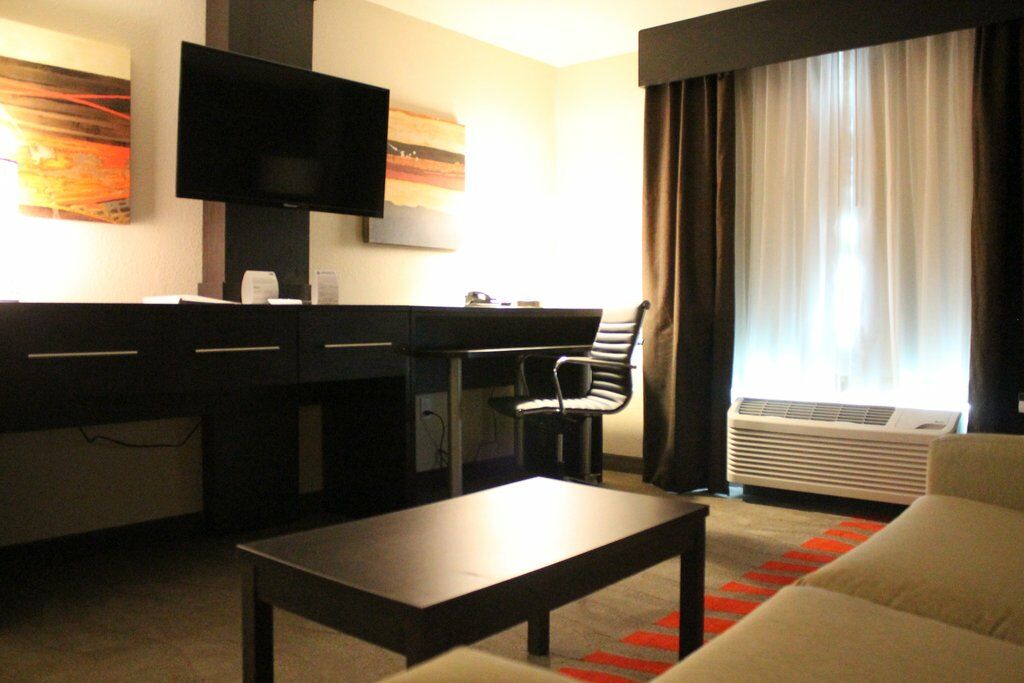 Holiday Inn Express Hotel & Suites Glasgow By Ihg Buitenkant foto